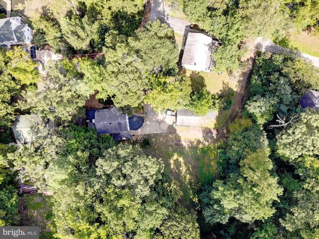 Photo of 349 ARBUTUS DRIVE