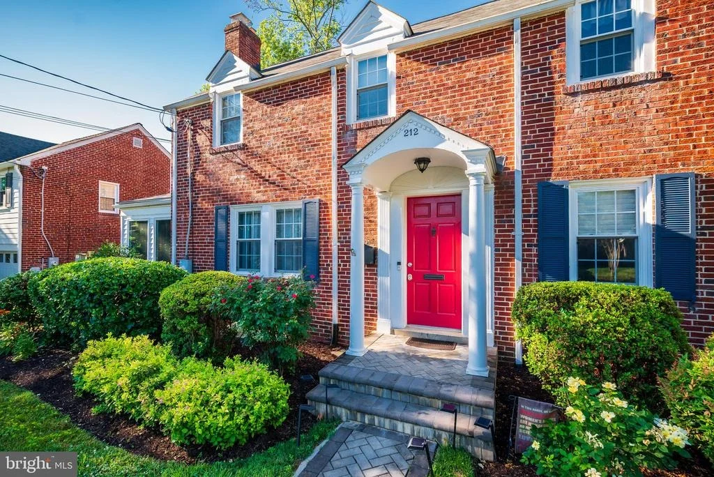 Photo of 212 NORMANDY DRIVE