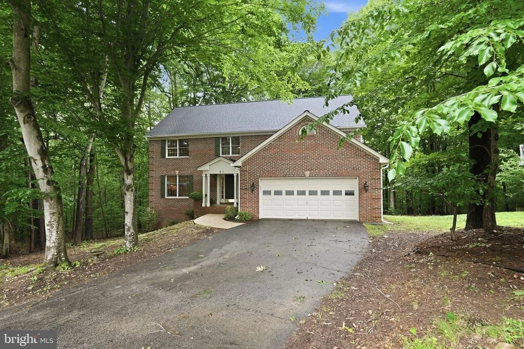 Photo of 616 HICKORY CIRCLE