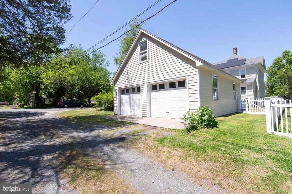 Photo of 116 GLENBURN AVENUE