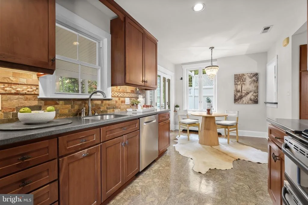 Photo of 923 ARRAN ROAD