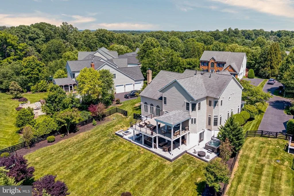 Photo of 24168 SPRING MEADOW CIRCLE