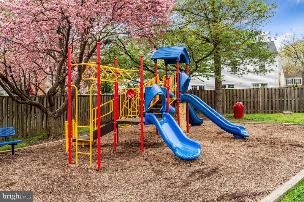 Photo of 6826 SILVER ANN DRIVE