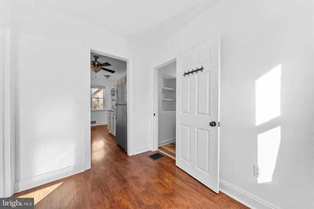 Photo of 323 3RD AVENUE