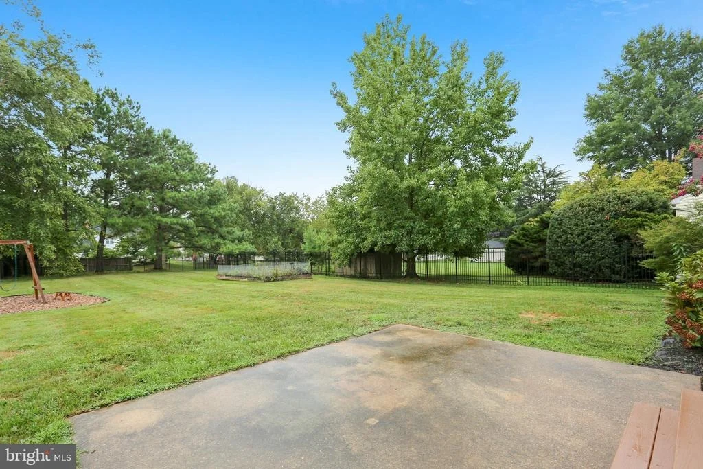 Photo of 15209 DONNA DRIVE