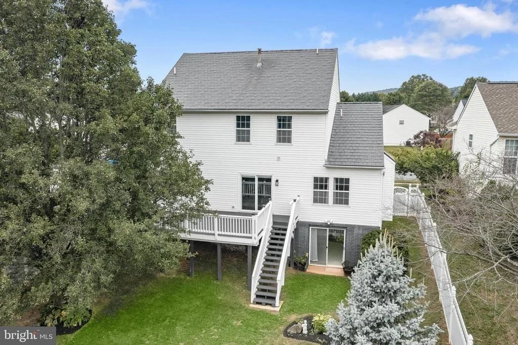 Photo of 236 LAKE COVENTRY DRIVE