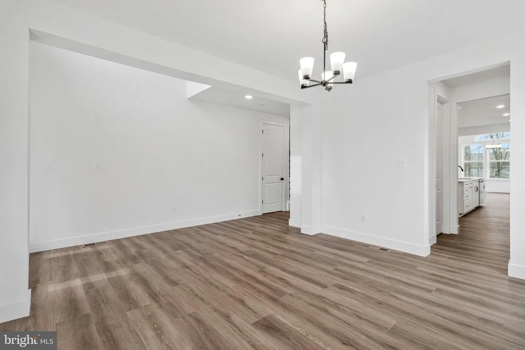 Photo of 2000 ARAM DRIVE