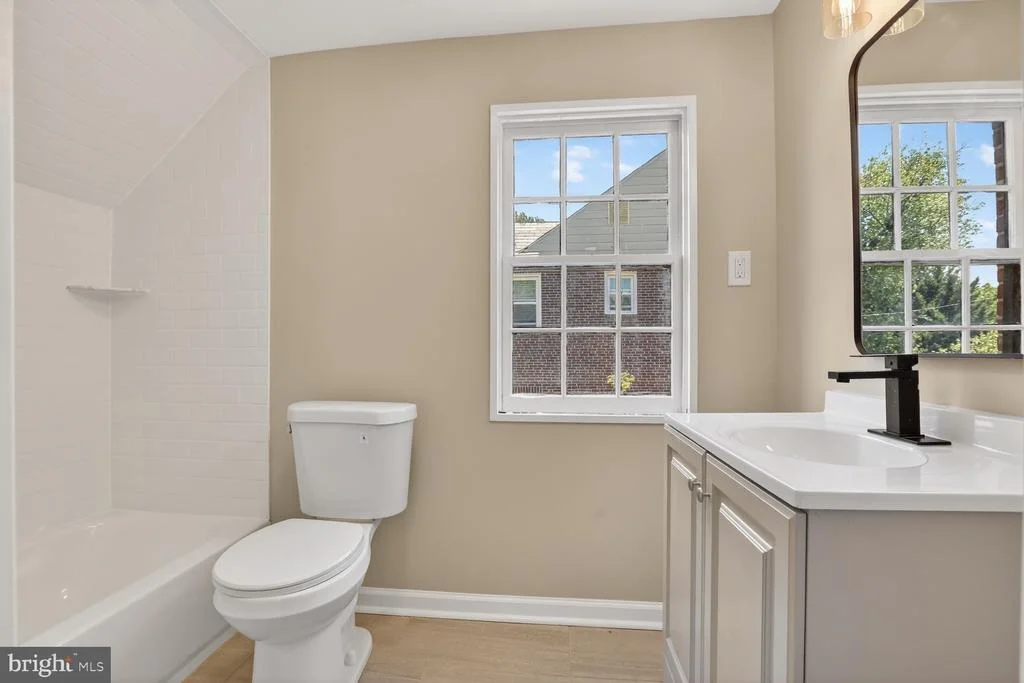 Photo of 315 E COLD SPRING LANE