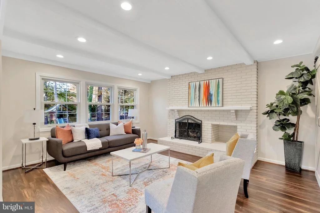 Photo of 13832 BEACON HOLLOW