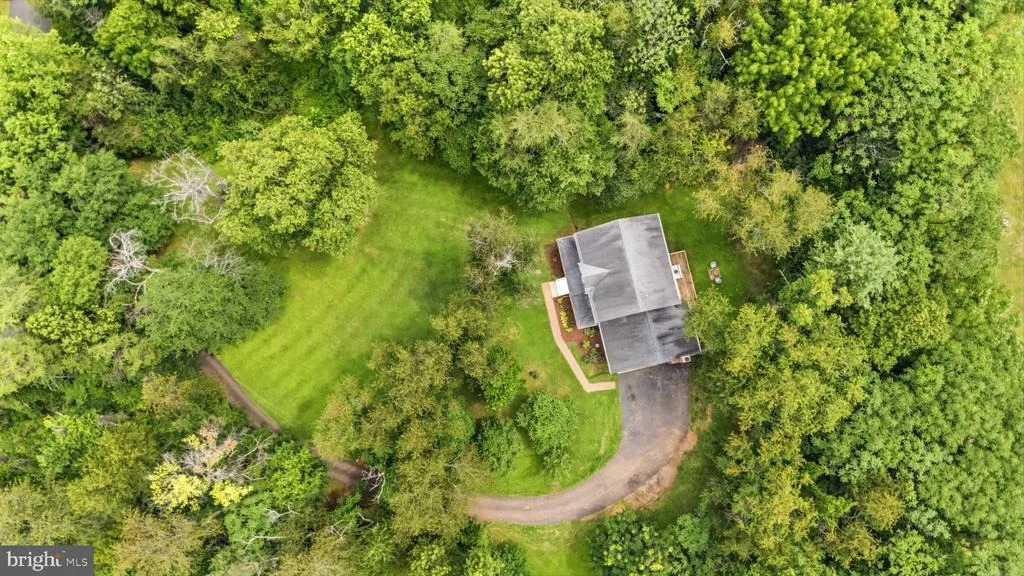 Photo of 7823 OVERBROOK DRIVE