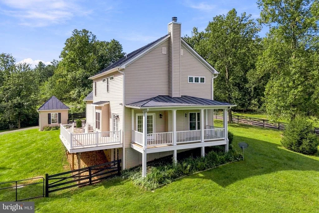 Photo of 7135 LEEDS MANOR ROAD