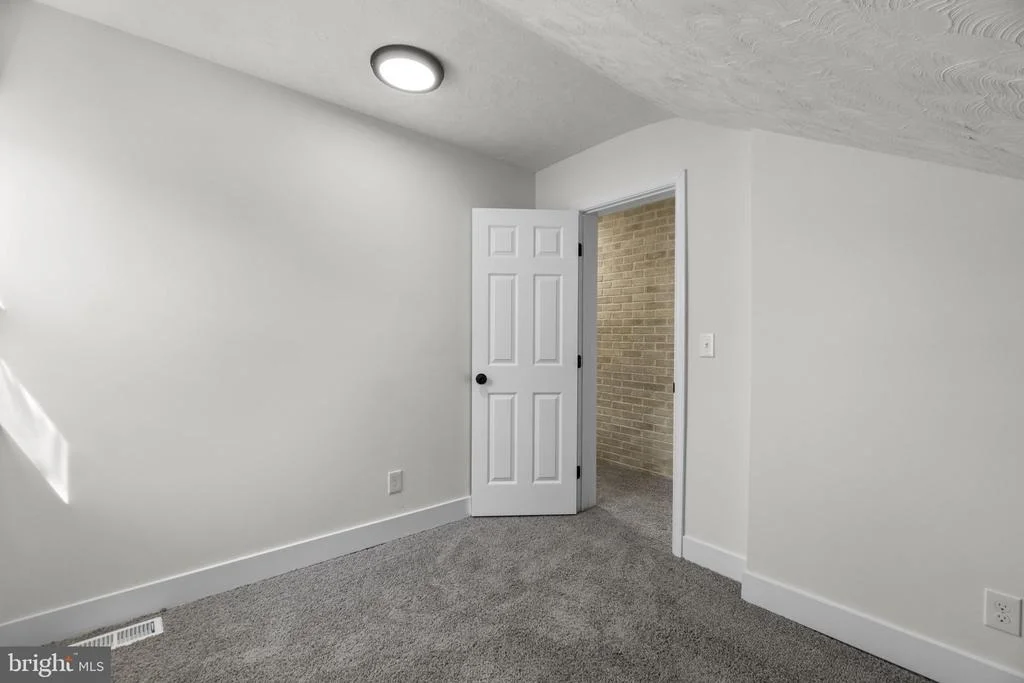 Photo of 1229 NORTH AVENUE