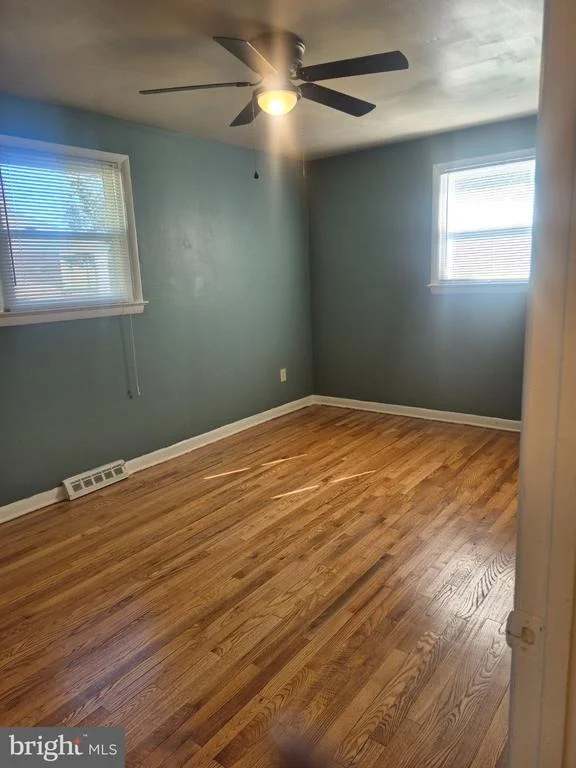 Photo of 10504 MULLIKIN DRIVE