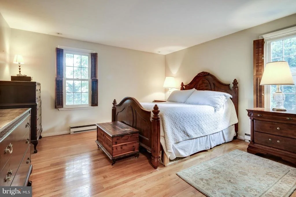 Photo of 122 OAK DRIVE