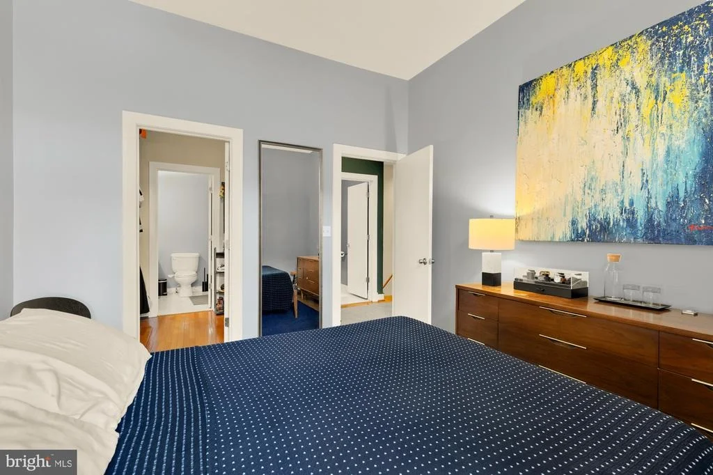 Photo of Unit 3 at 2363 CHAMPLAIN STREET NW