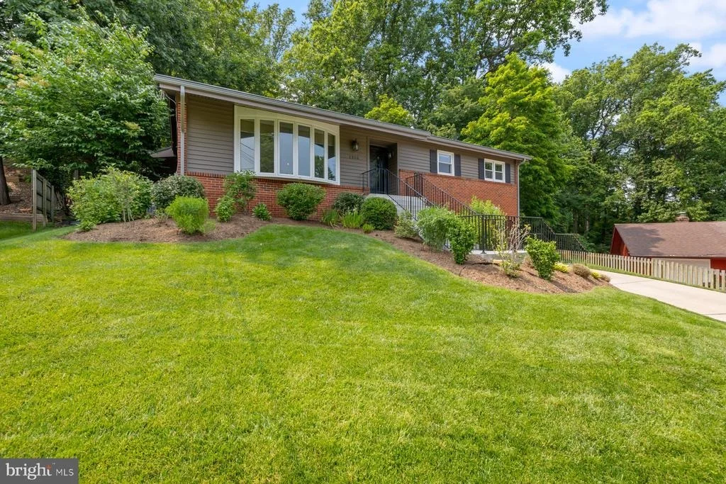 Photo of 1316 SARAH DRIVE