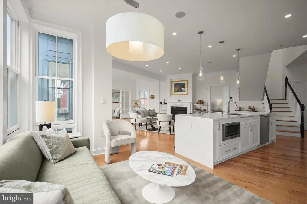 Photo of Unit 310 at 1210 R STREET NW