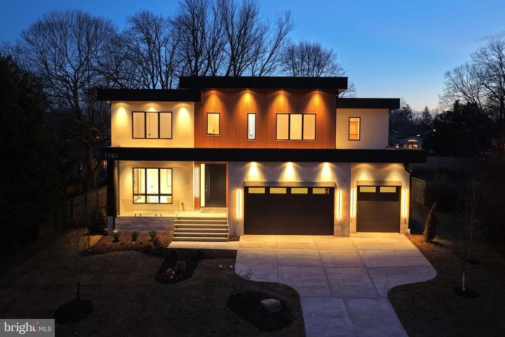 Photo of 7103 WESTBURY ROAD