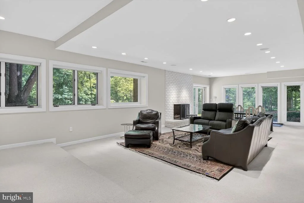 Photo of 10801 BALANTRE LANE