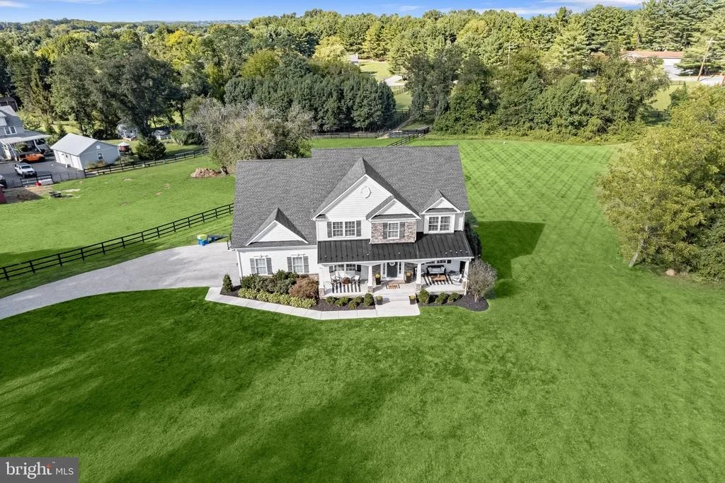Photo of 4921 JENKINS LANE