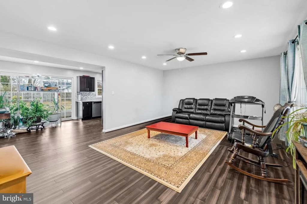 Photo of 12421 MELLING LANE