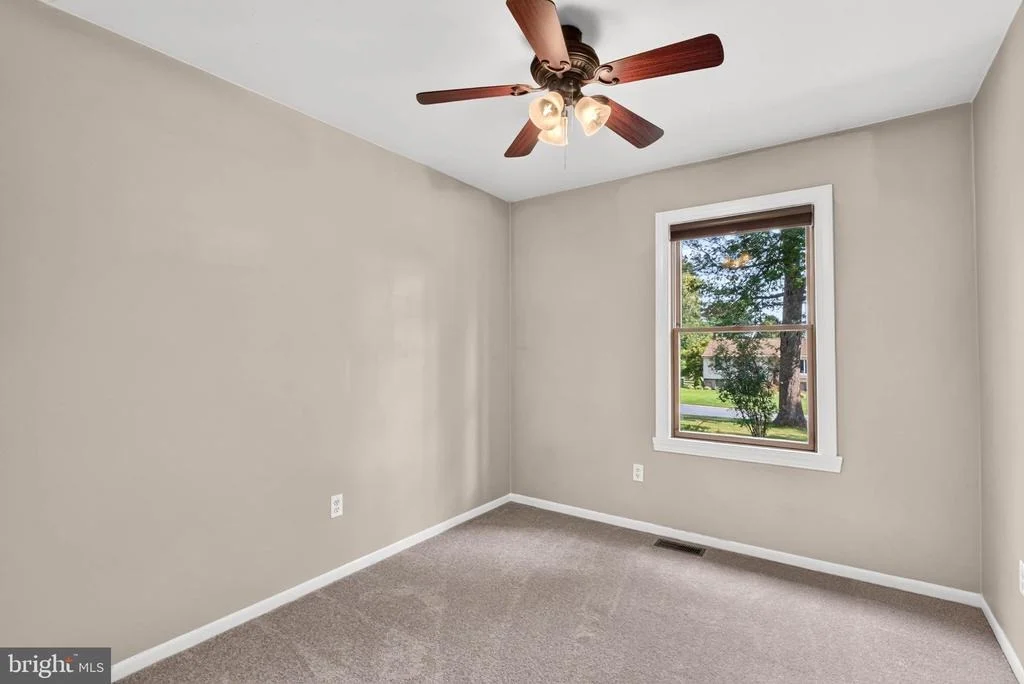 Photo of 4294 WOLF HILL DRIVE