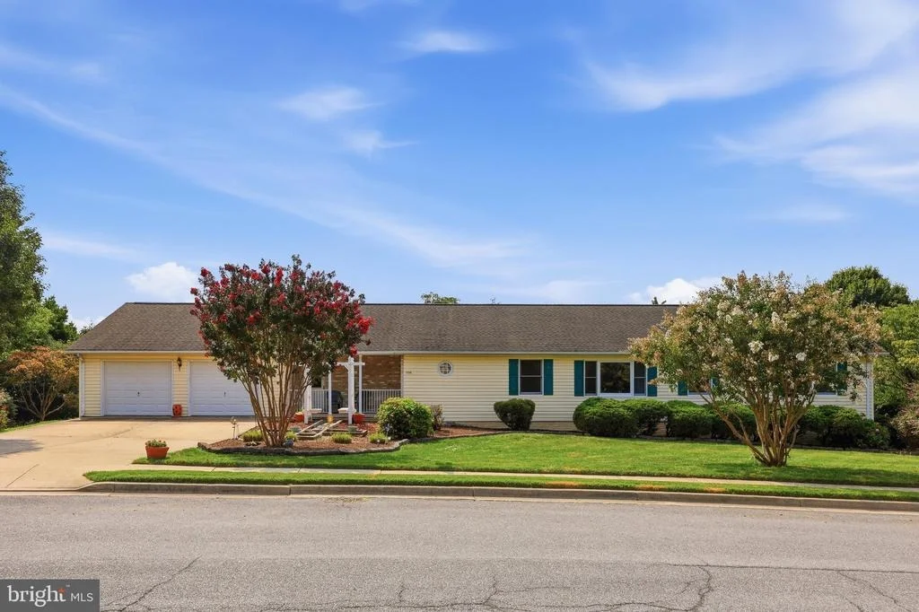 Photo of 206 SUNHIGH DRIVE