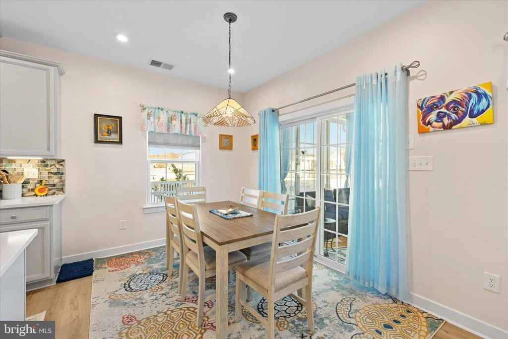 Photo of 37333 KESTREL WAY