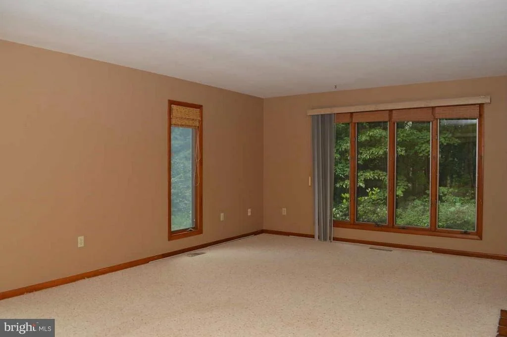 Photo of 6191 VIEWSITE DRIVE