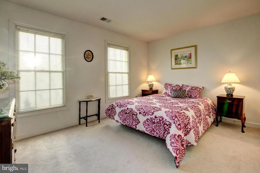 Photo of 16615 HARBOUR TOWN DRIVE