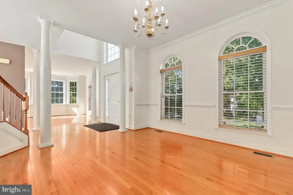 Photo of 6152 MONTGOMERY ROAD