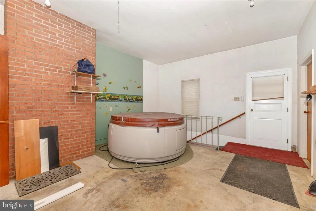Photo of 215 BROAD STREET