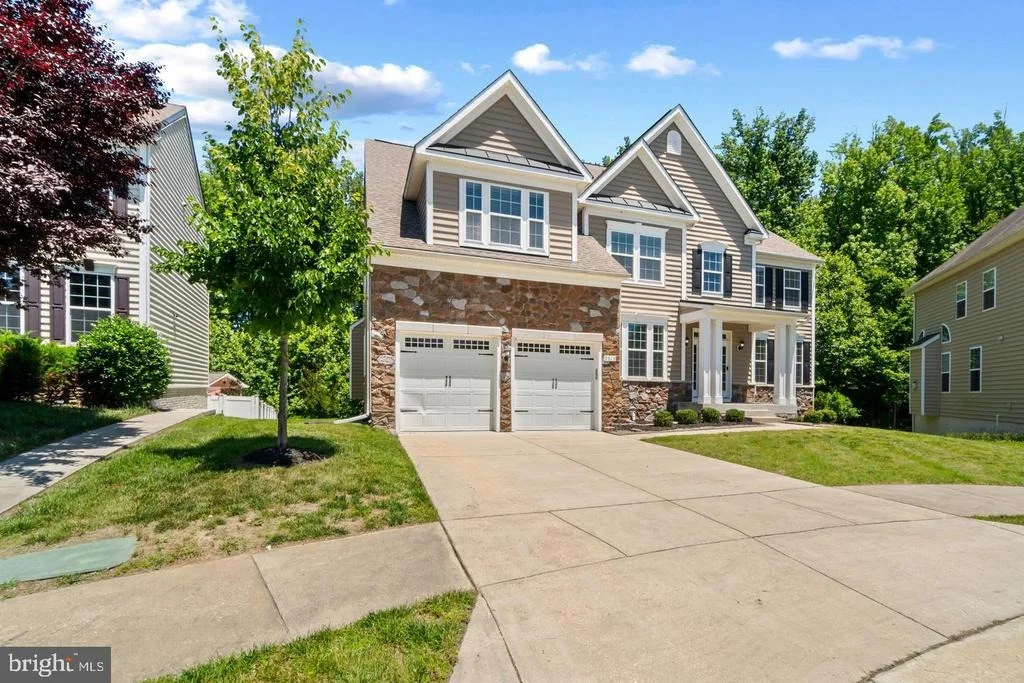 Photo of 9613 MANOR OAKS VIEW