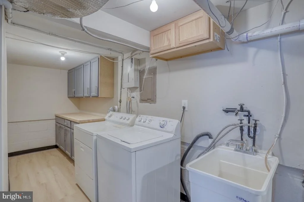 Photo of 1207 CRESTOVER ROAD