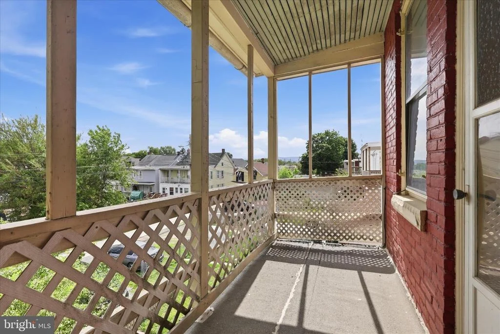 Photo of 40 FAIRGROUND AVENUE