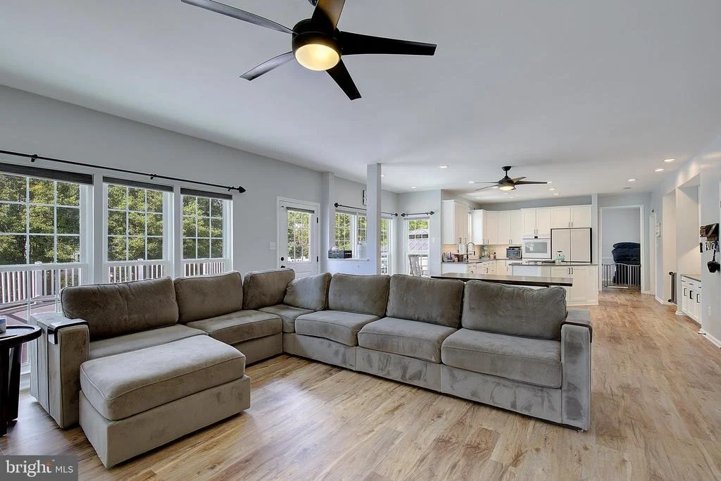 Photo of 2424 VALLEY BROOK LANE
