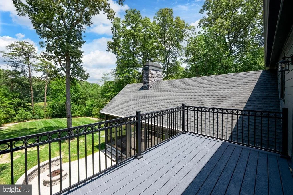 Photo of 22720 PERSIMMON LANE