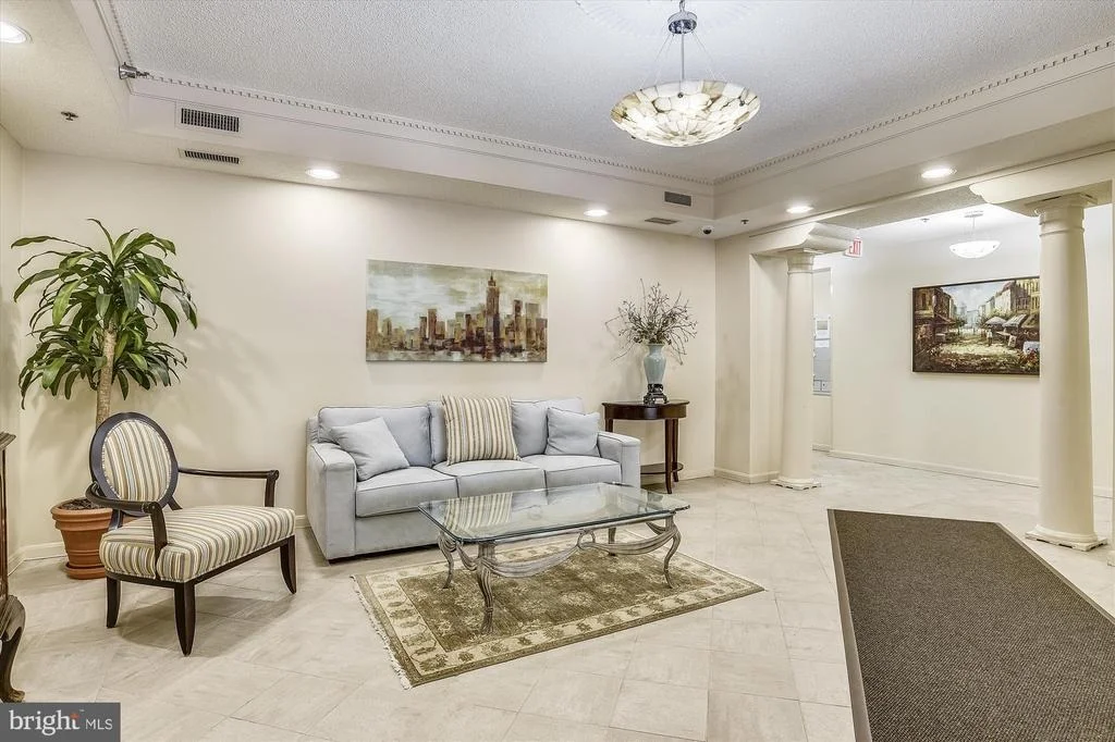 Photo of Unit 315 at 14809 PENNFIELD CIRCLE
