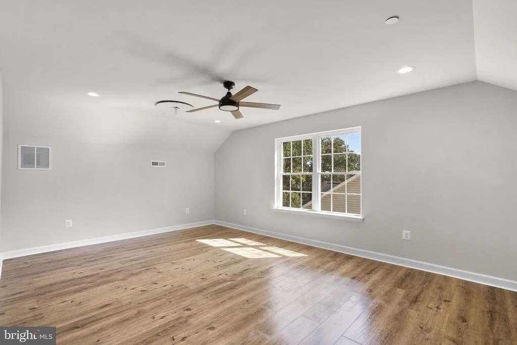 Photo of 556 SUNSET KNOLL ROAD