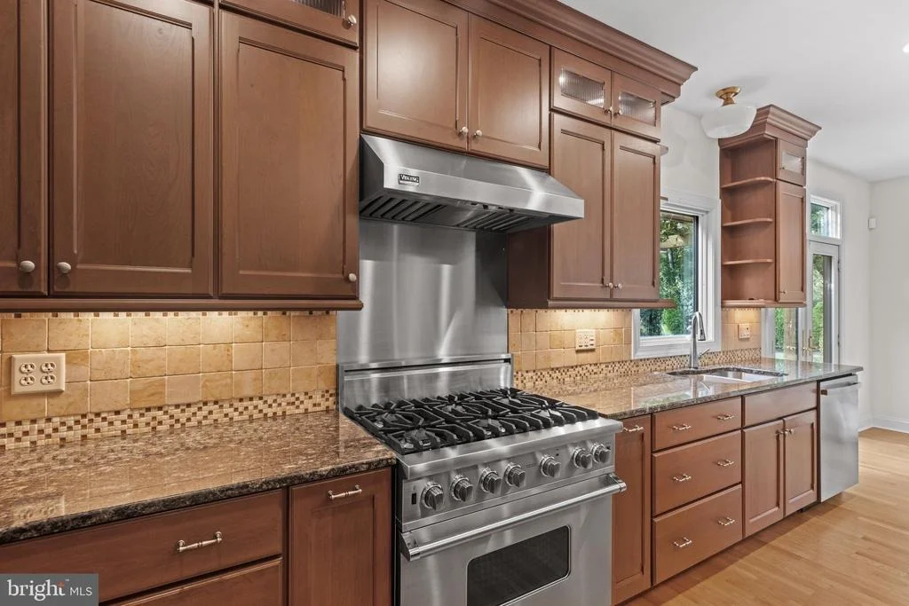 Photo of 123 GLADE CIRCLE W