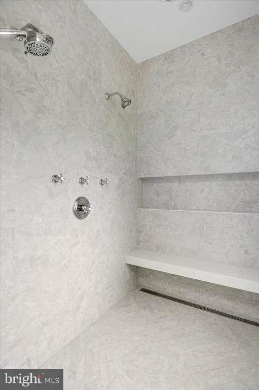 Photo of 4115 40TH PLACE N