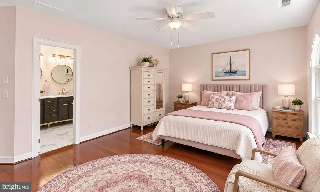 Photo of 575 LAUREL ROAD