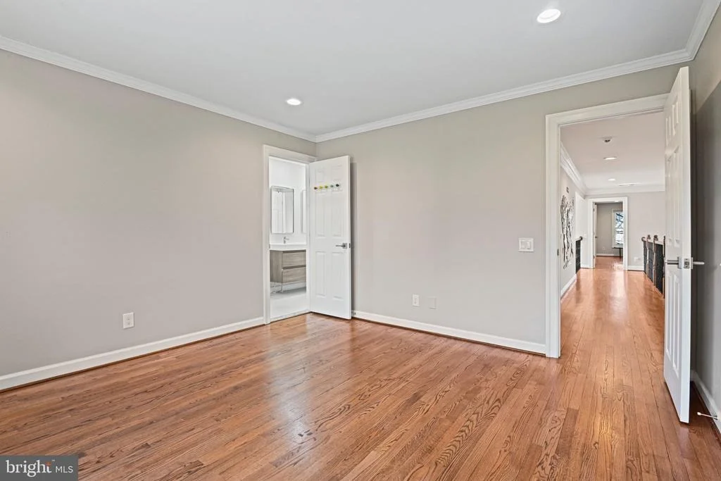 Photo of 1411 WOODHURST BOULEVARD