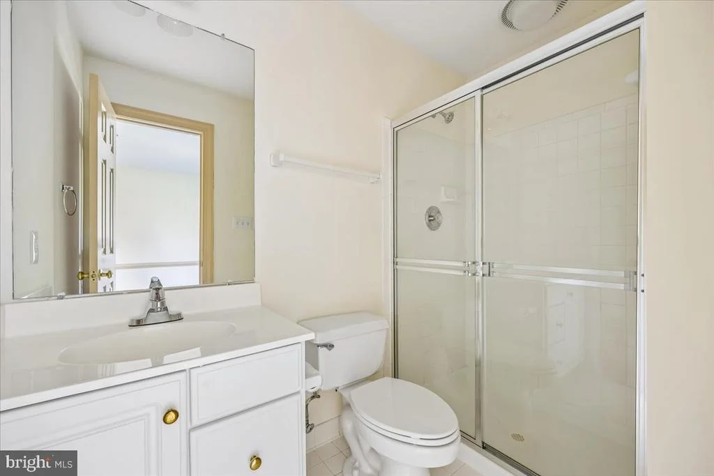 Photo of 21400 MANOR VIEW CIRCLE