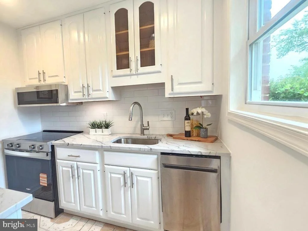Photo of 4909 BANGOR DRIVE