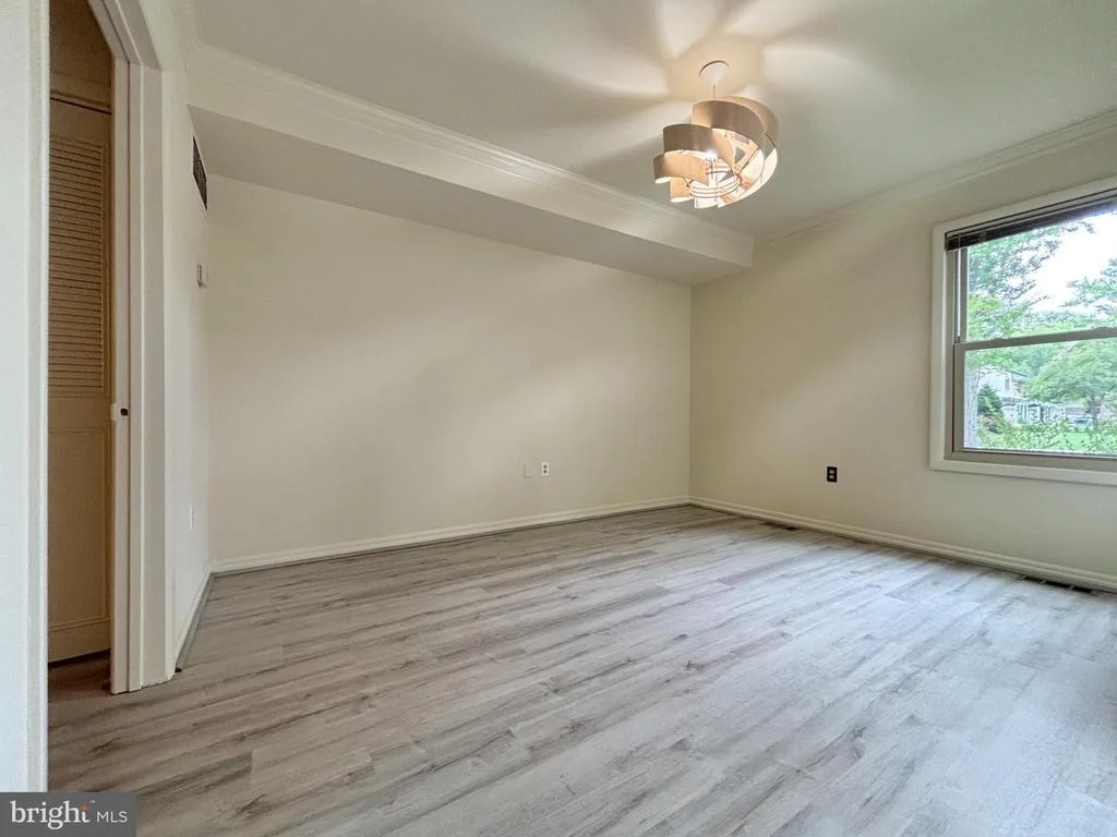 Photo of Unit 71D at 3600 GLENEAGLES DRIVE