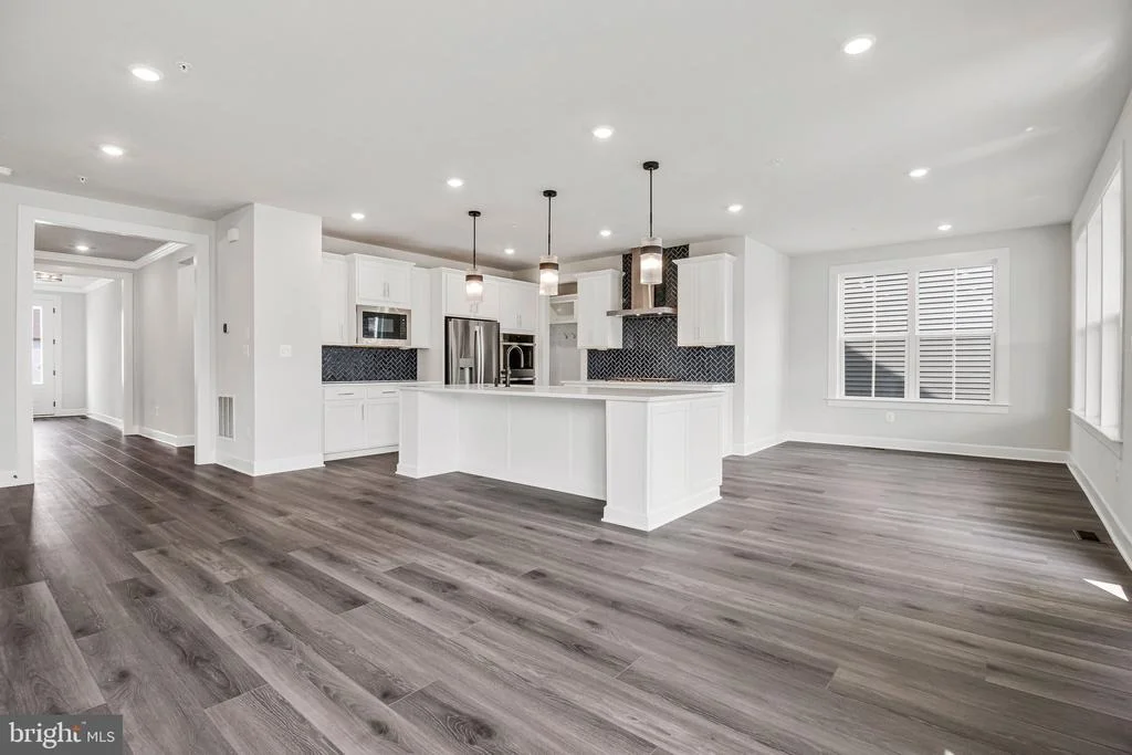 Photo of 1423 CRANESBILL LANE