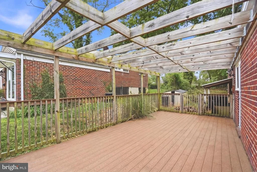 Photo of 5908 WINNER AVENUE