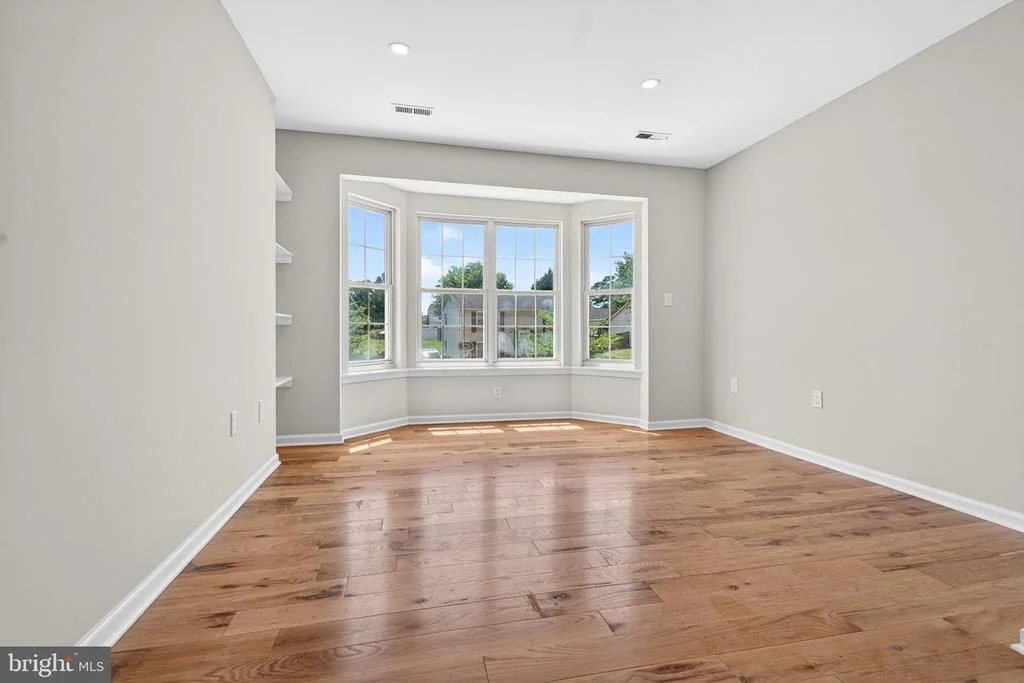 Photo of 9312 FOX RUN DRIVE