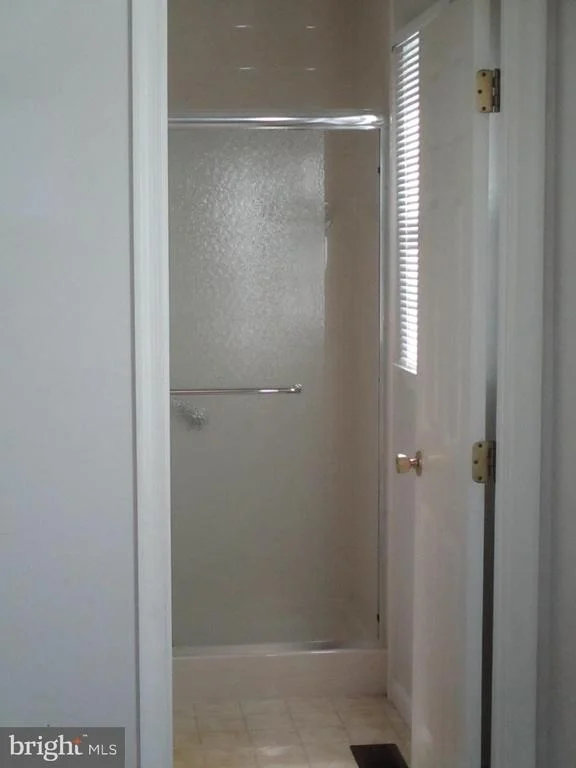 Photo of 1672 VERNON ROAD
